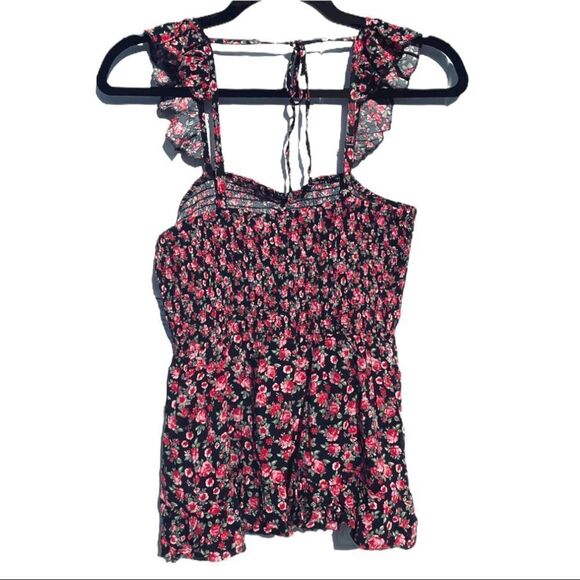 ❌❌NOT FOR SALE Francesca’s Floral Smocked Flutter Sleeve Top - Picture 5 of 7